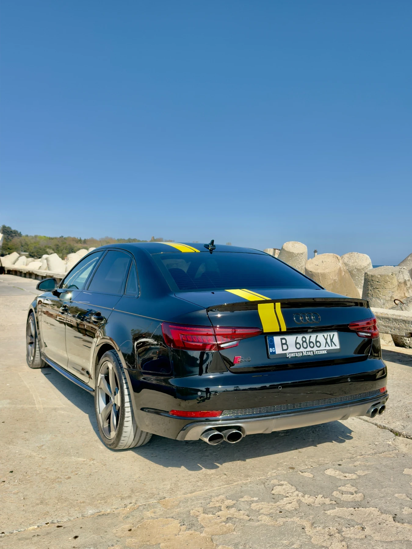 Audi S4 3.0TFSI 354hp, снимка 3 - Автомобили и джипове - 55078617