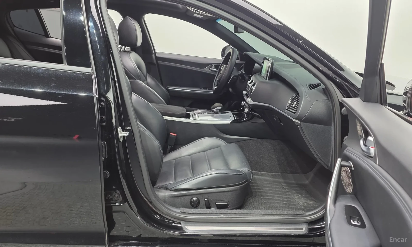 Kia Stinger 3.3* 2WD* GT* TEXNOTEST, снимка 12 - Автомобили и джипове - 55229220