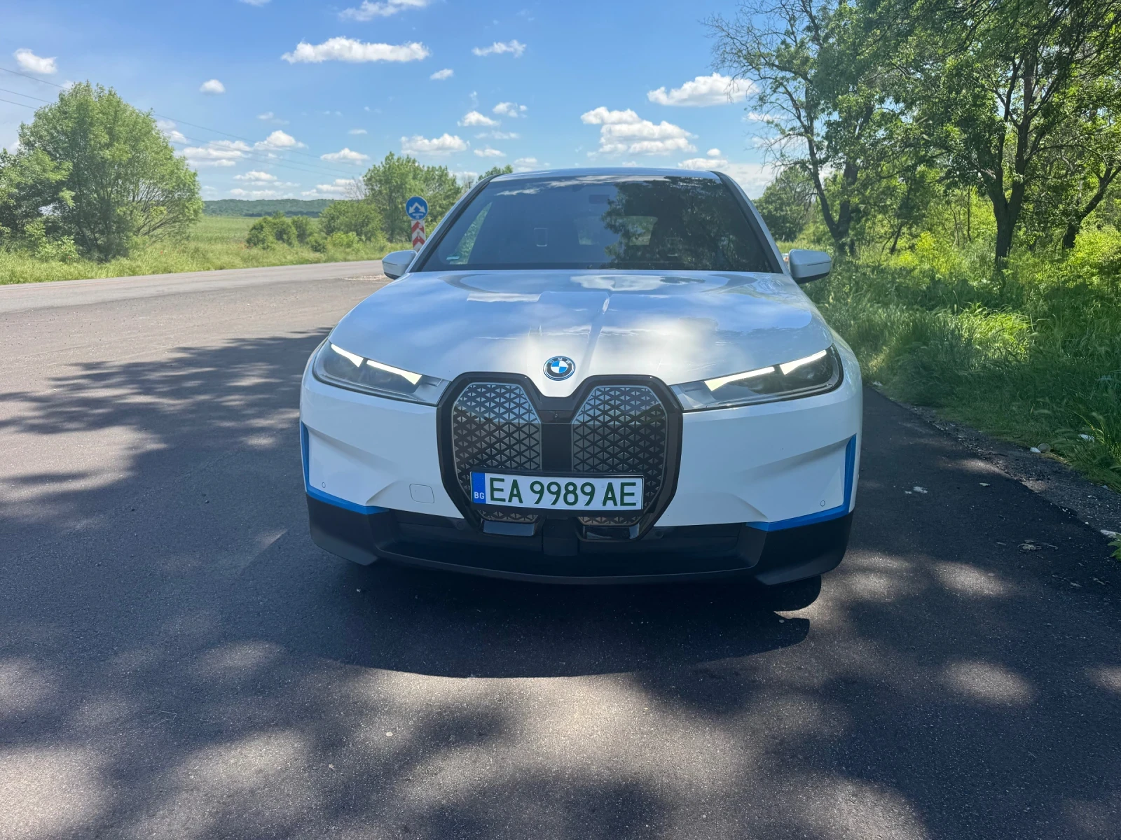 BMW iX XDrive 40