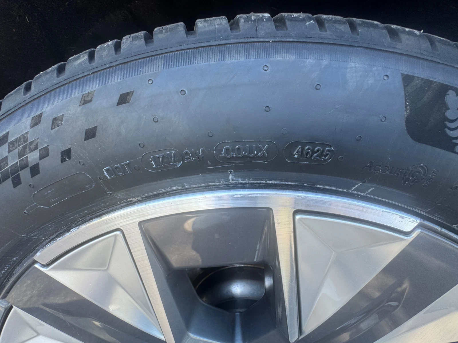 BMW iX XDrive 40, снимка 14 - Автомобили и джипове - 55441034