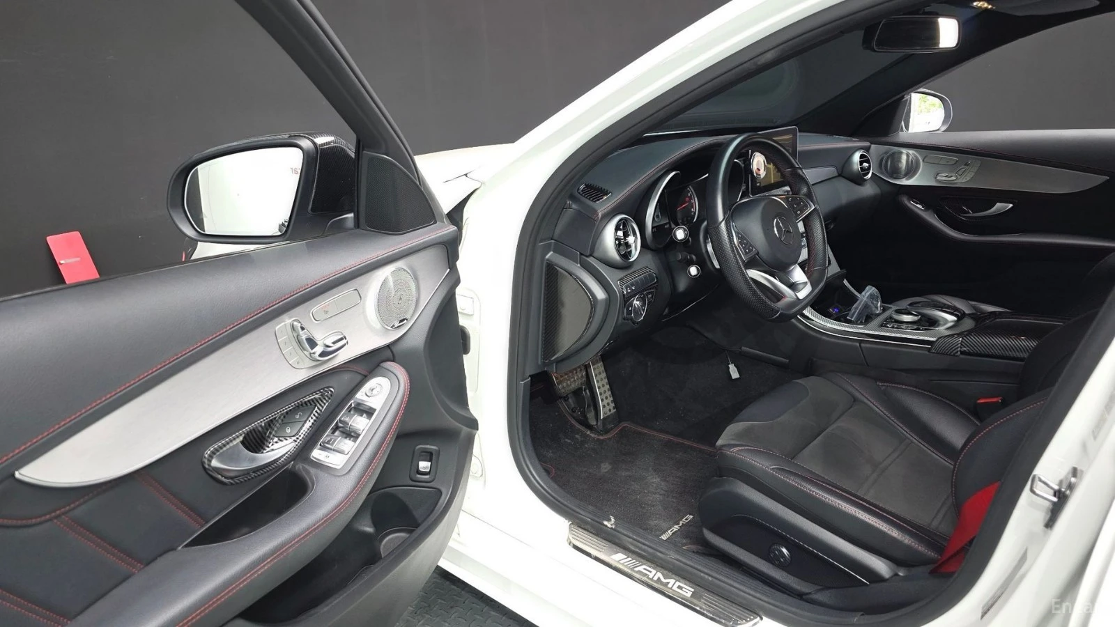 Mercedes-Benz C 43 AMG 4MATIC* BURMESTER* ПОДГРЕВ* КАМЕРА* HEADUP* , снимка 8 - Автомобили и джипове - 55504509