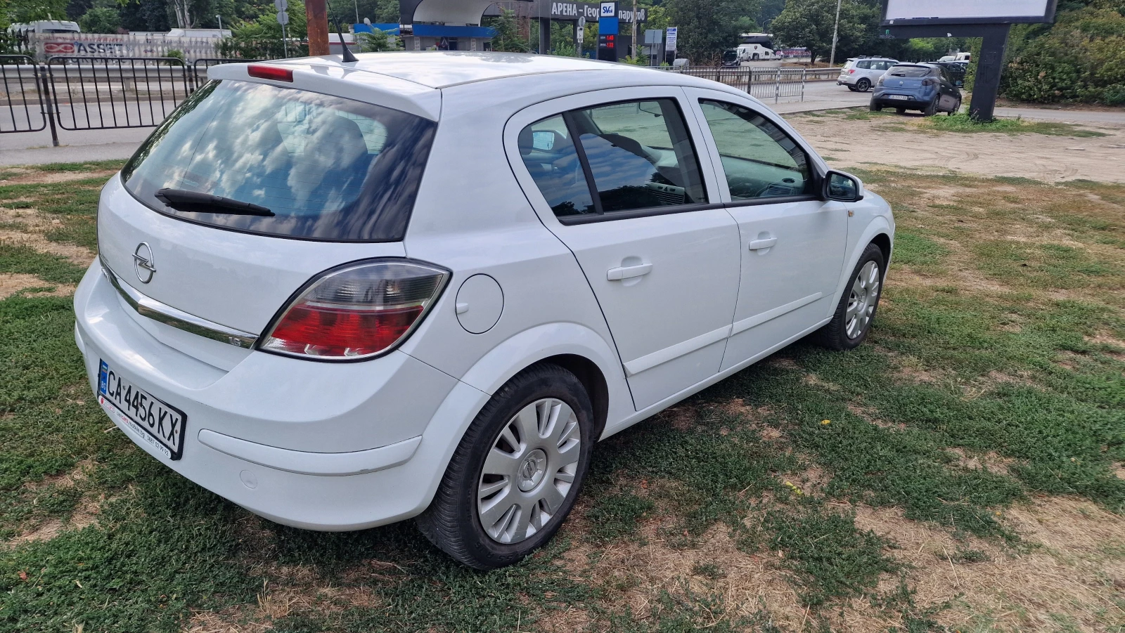 Opel Astra H Facelift, снимка 5 - Автомобили и джипове - 55605913