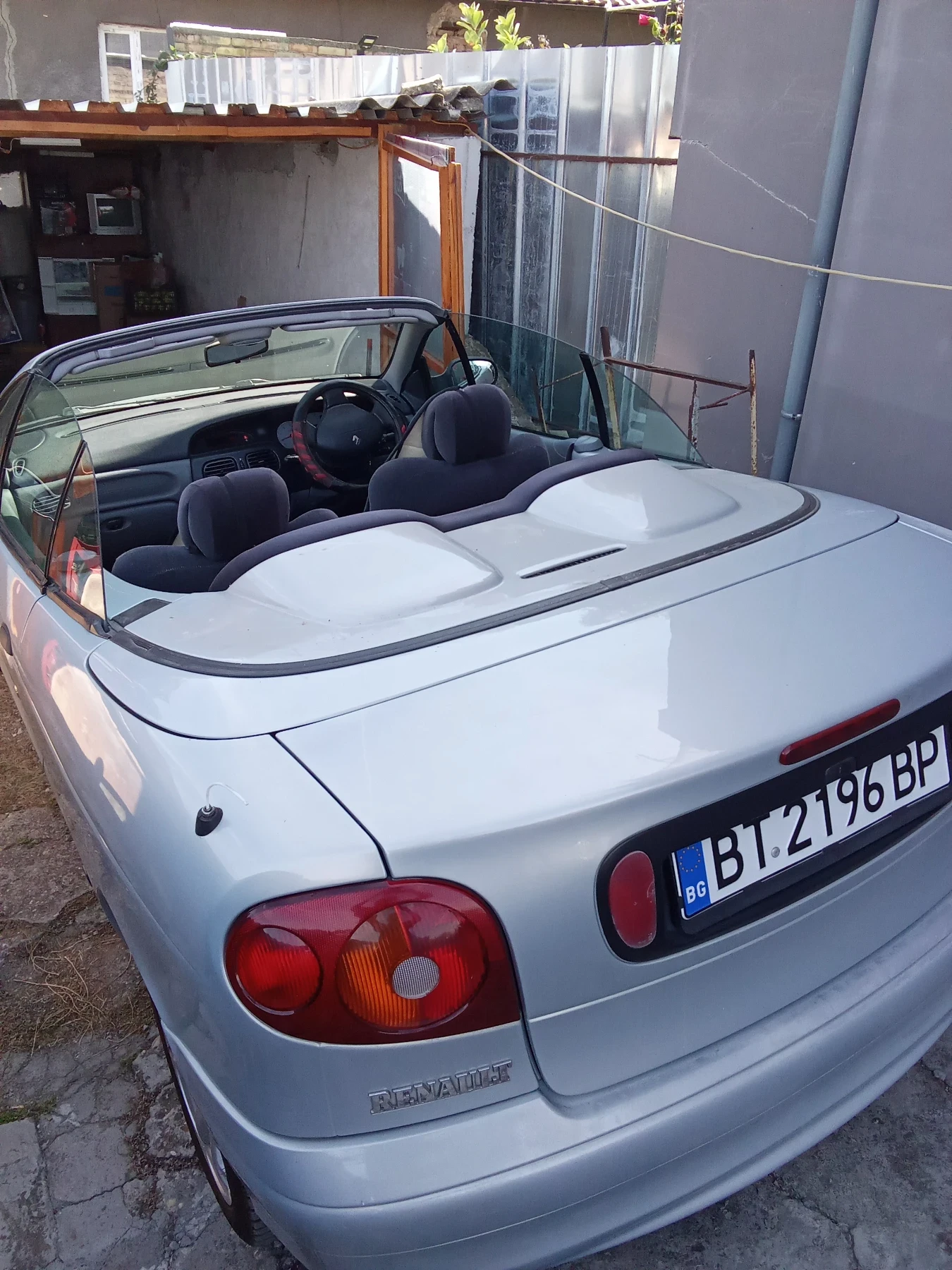 Renault Megane Кабрио , снимка 4 - Автомобили и джипове - 56396875