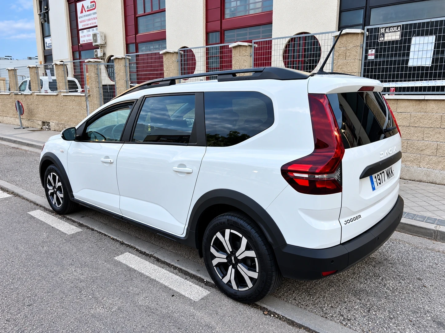Dacia Jogger ����������� �� 09/2028 | Mobile.bg � ����������� 4