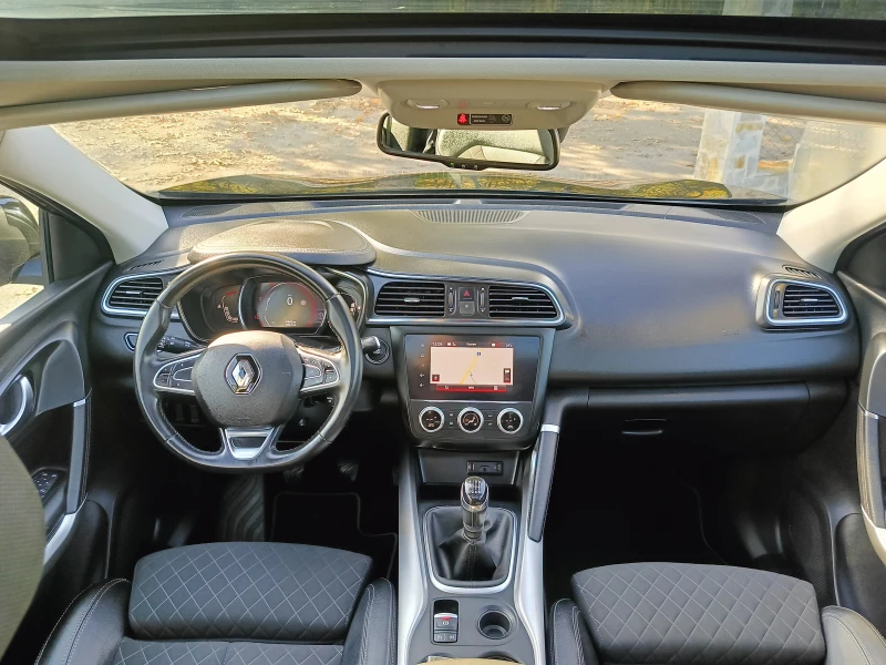 Renault Kadjar 1.3i Панорама* НОВА* , снимка 14 - Автомобили и джипове - 52283754