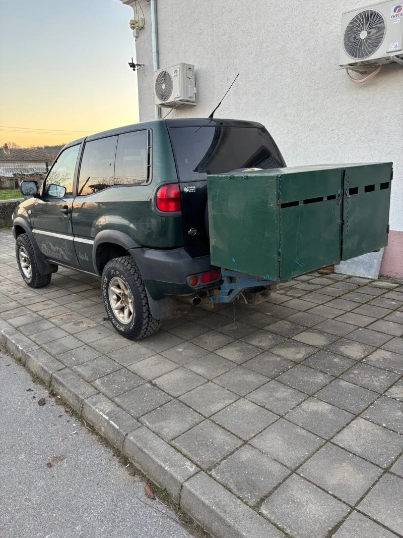 Nissan Terrano, снимка 6 - Автомобили и джипове - 52929781