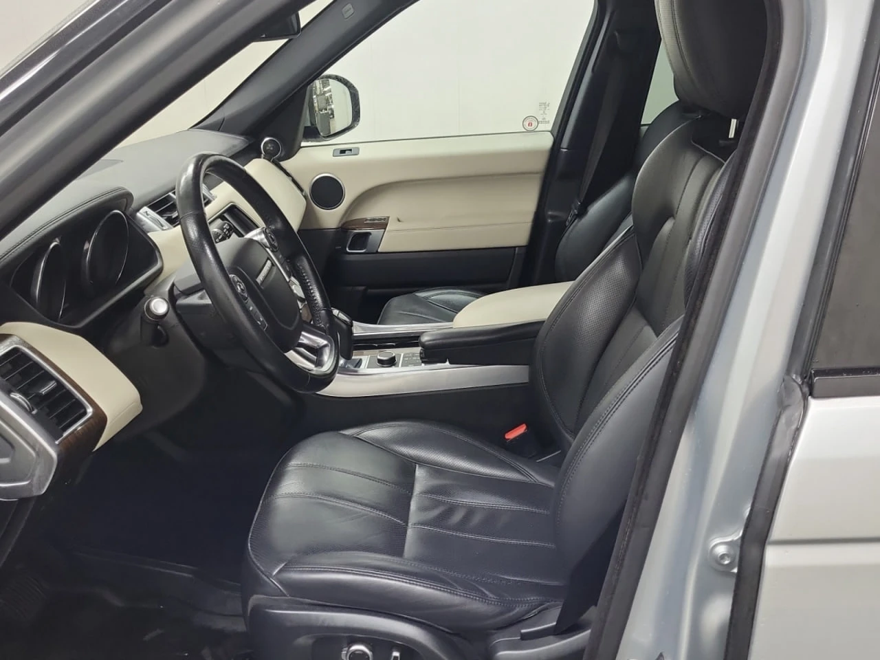 Land Rover Range Rover Sport CARFAX* АВТОФИНАНСИРАНЕ* БЕЗ ПЪРВОНАЧАЛНА ВНОСКА*  - изображение 10