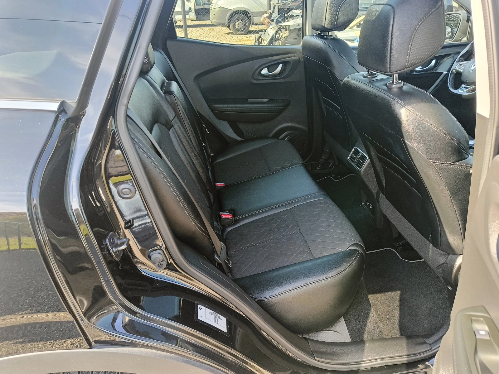 Renault Kadjar 1.3i Панорама* НОВА*  - изображение 9