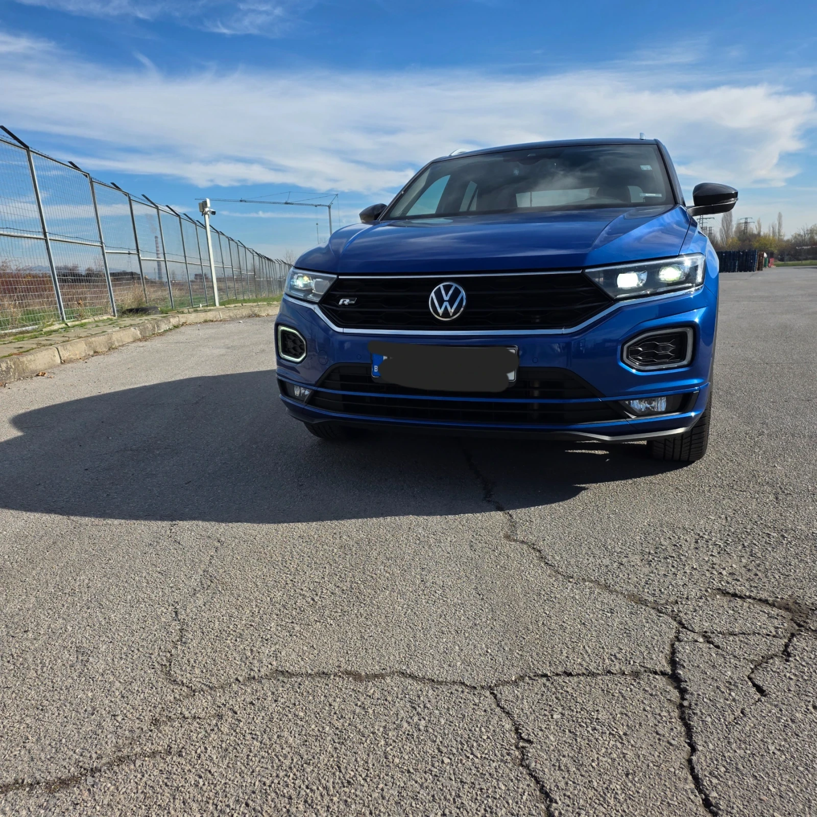 VW T-Roc R-line  | Mobile.bg   4