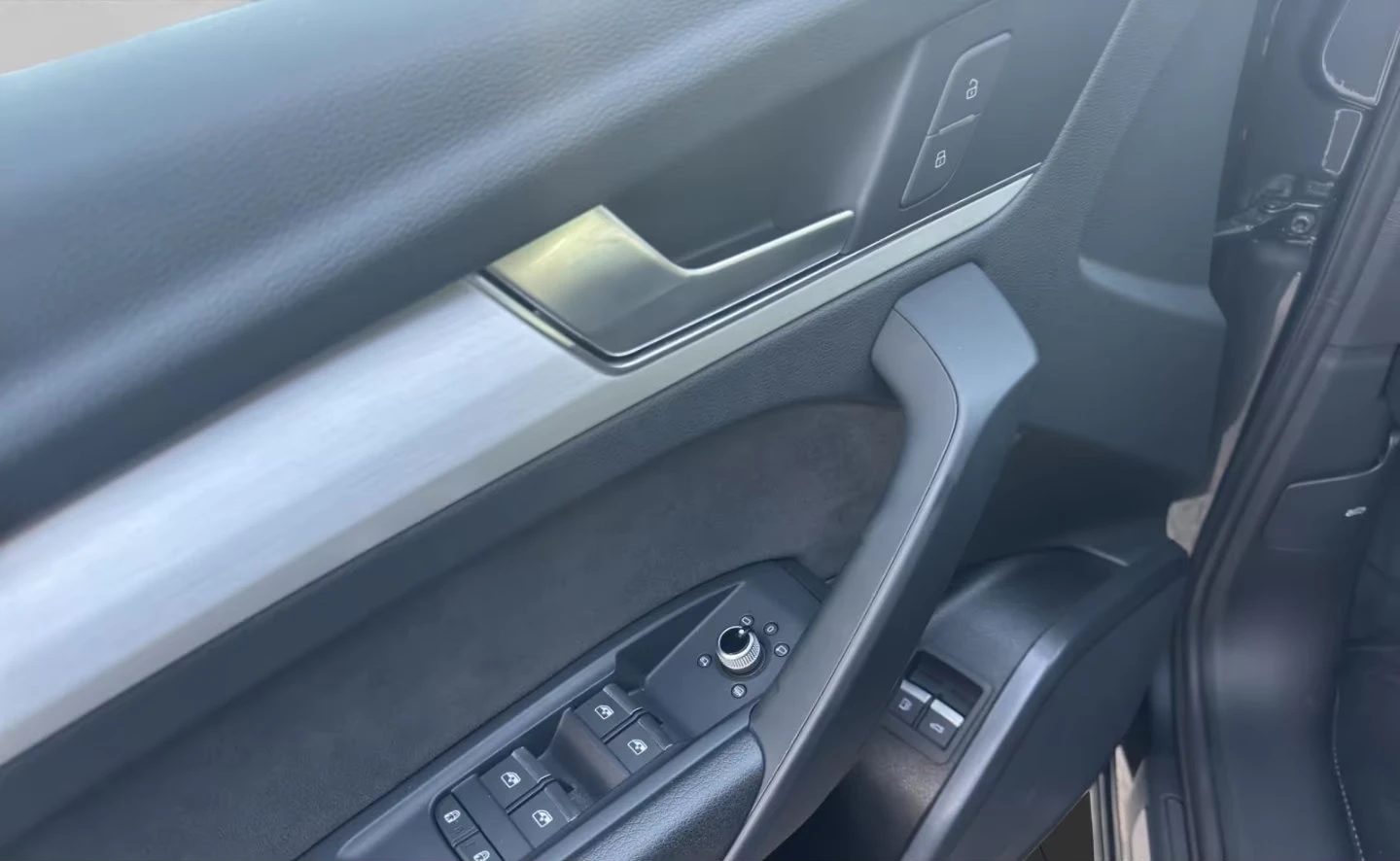 Audi Q5 2.0PHEV/367HP/S-LINE/360/HUD/NAVI/LED/DIGI/718g | Mobile.bg � ����������� 13