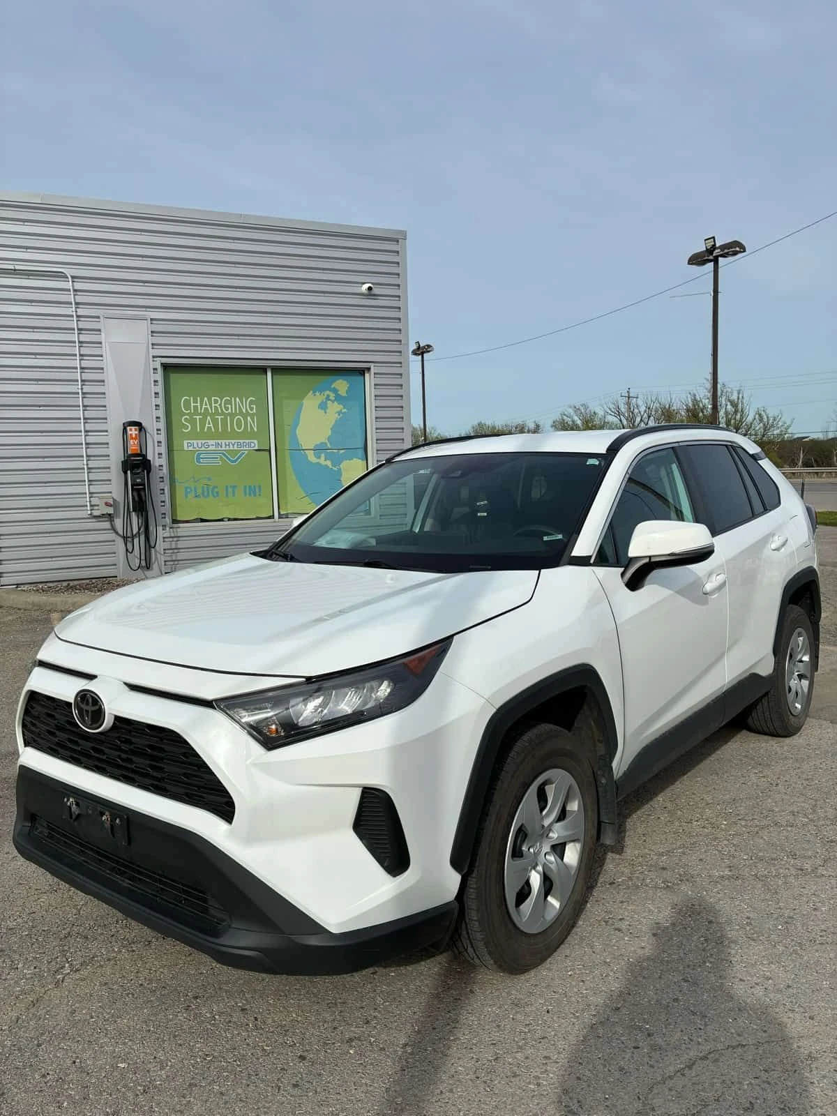 Toyota Rav4 * LE * CARFAX * ПОДГРЕВ * NAVI, снимка 16 - Автомобили и джипове - 54340495