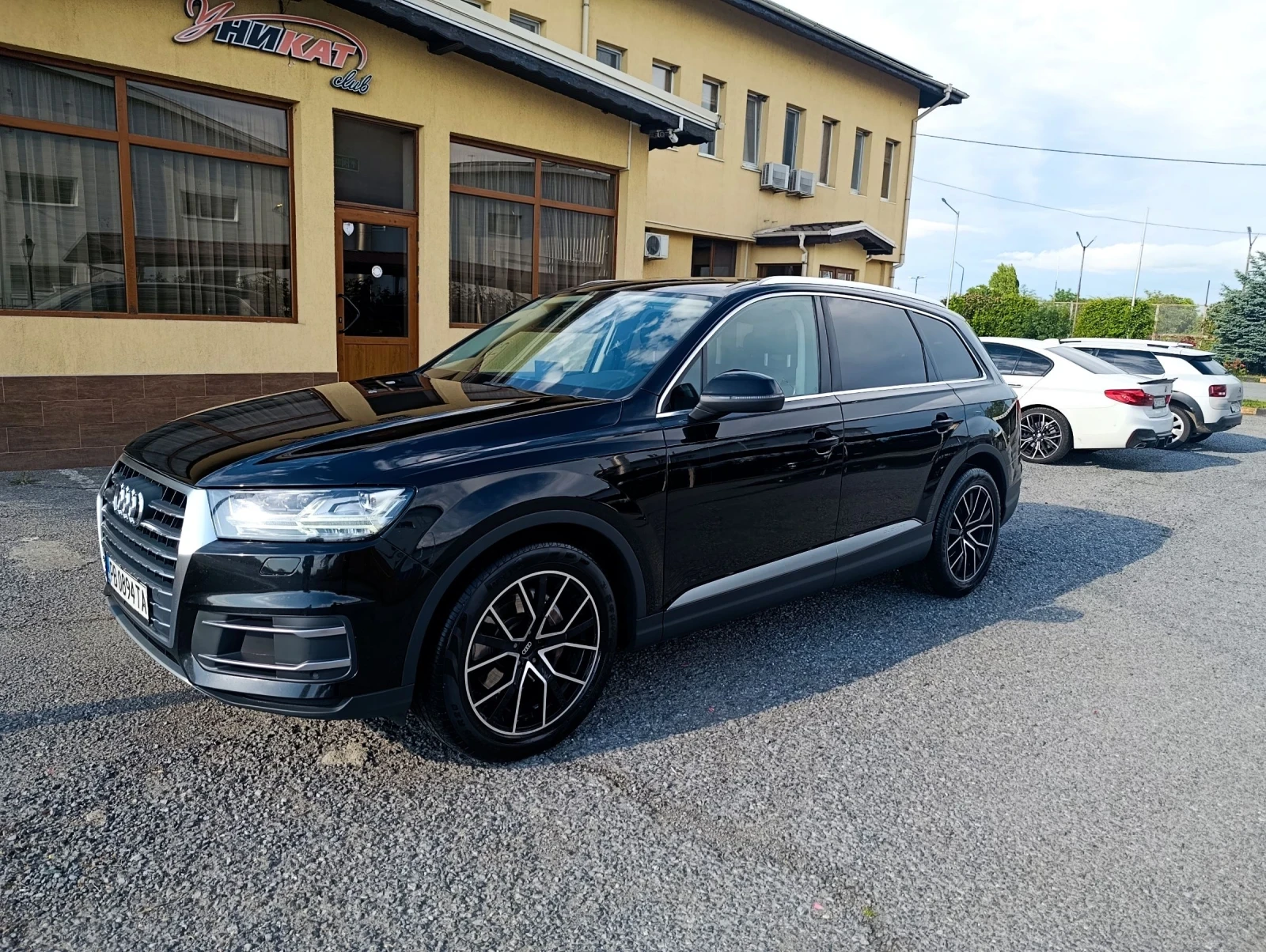 Audi Q7 3.0TDI Matrix, снимка 4 - Автомобили и джипове - 54853717