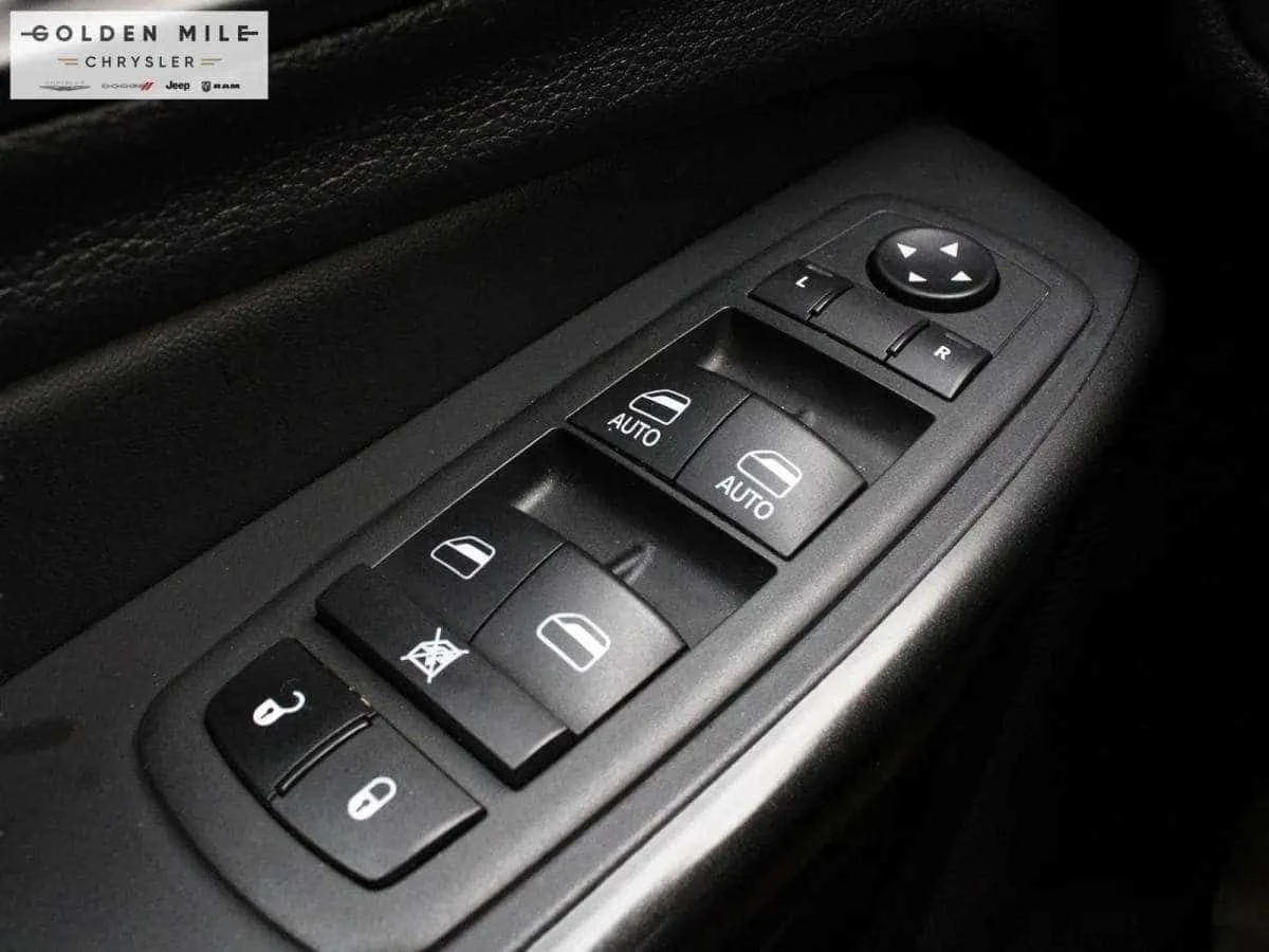 Jeep Cherokee * Trailhawk 4x4 Dual Air Leather Steering HTD * CA, снимка 15 - Автомобили и джипове - 54948034
