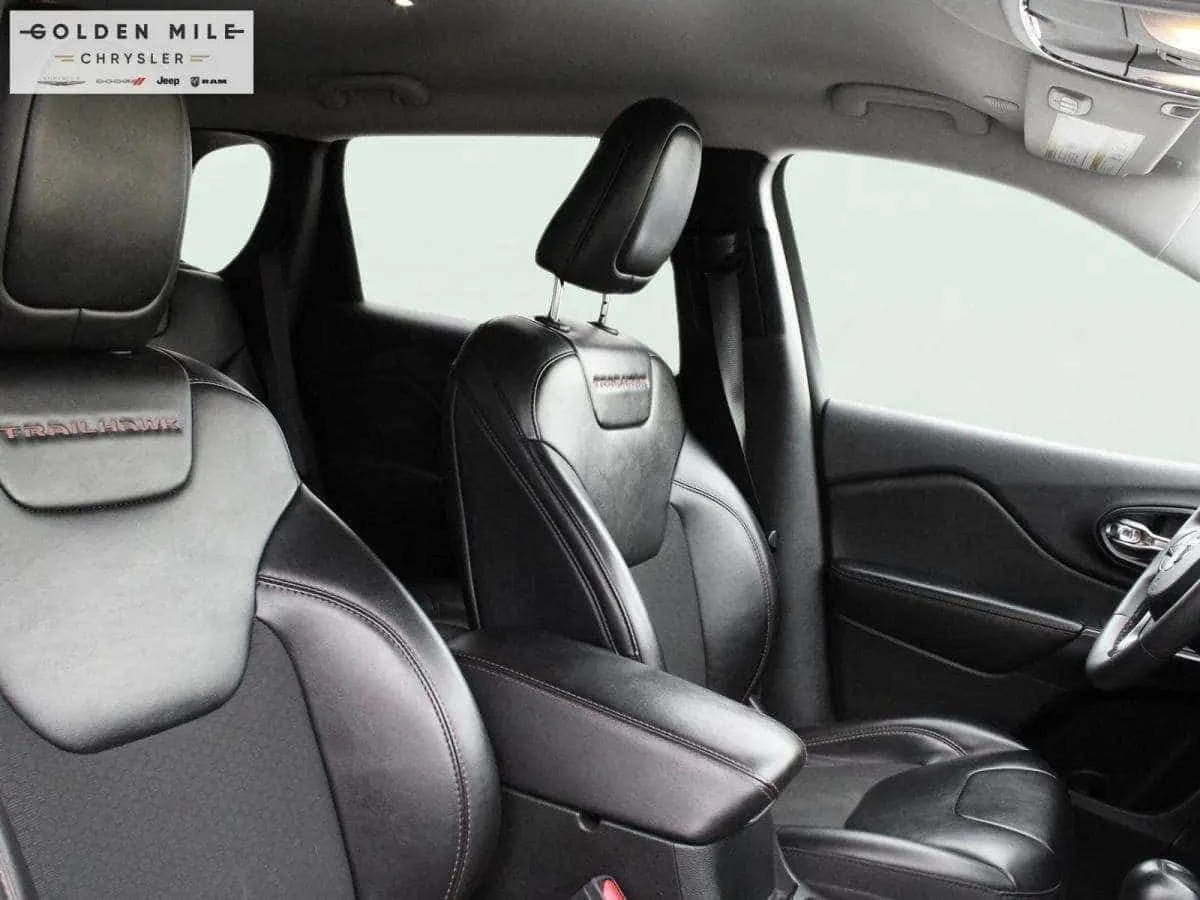 Jeep Cherokee * Trailhawk 4x4 Dual Air Leather Steering HTD * CA, снимка 8 - Автомобили и джипове - 54948034
