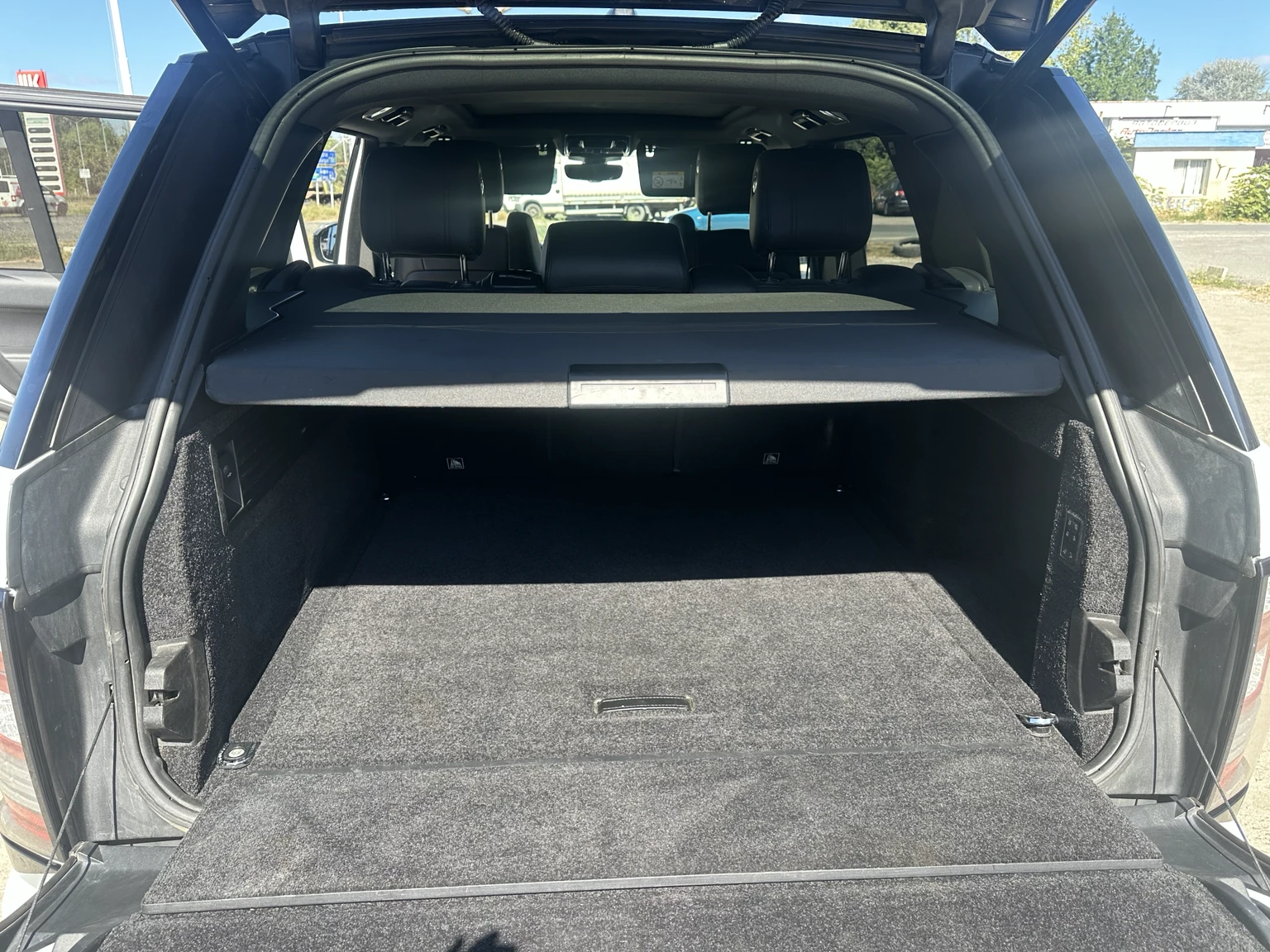 Land Rover Range rover Vogue 4.4 SDV8, снимка 9 - Автомобили и джипове - 54980900