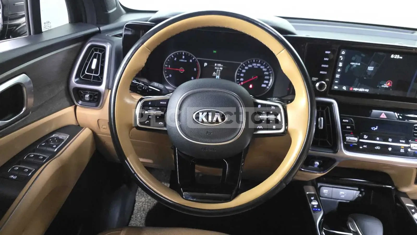 Kia Sorento, снимка 13 - Автомобили и джипове - 55011177