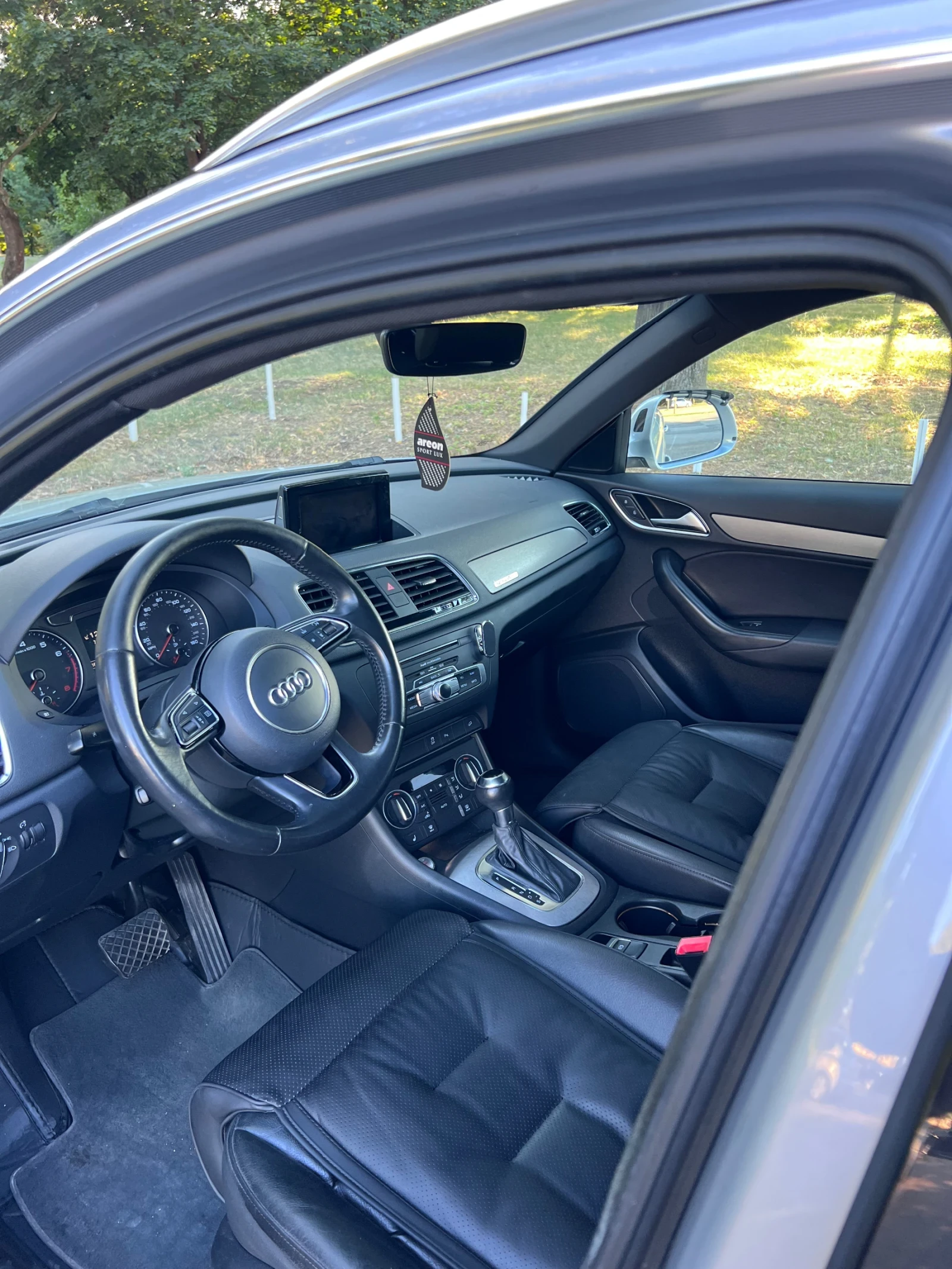 Audi Q3 Quattro - S-line, снимка 6 - Автомобили и джипове - 55259888