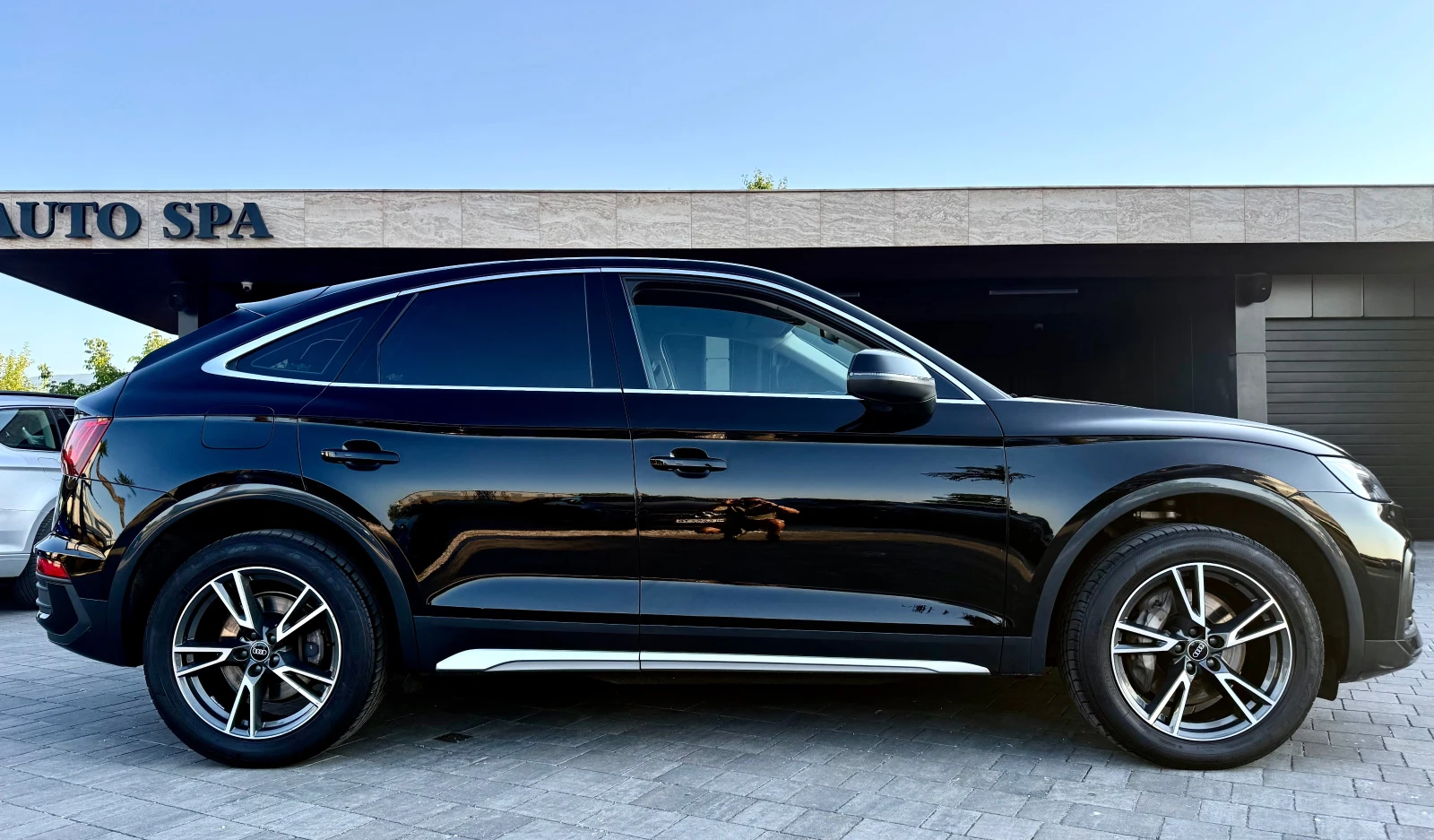 Audi Q5 SPORT BACK* Plug-in хибрит, снимка 5 - Автомобили и джипове - 55500013