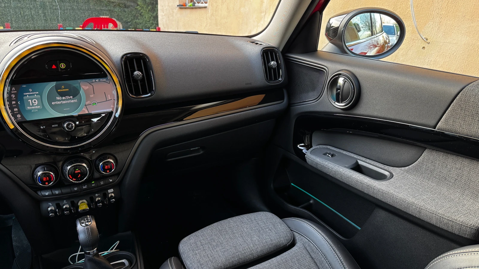 Mini Countryman SE ALL4 Plug-in, снимка 11 - Автомобили и джипове - 55888254