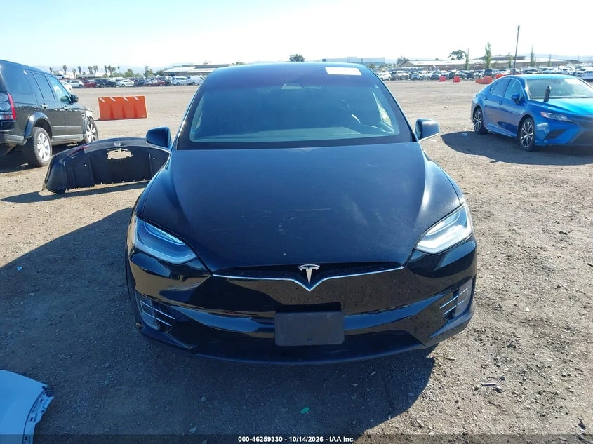 Tesla Model X 100D/75D/90D, снимка 13 - Автомобили и джипове - 56525923