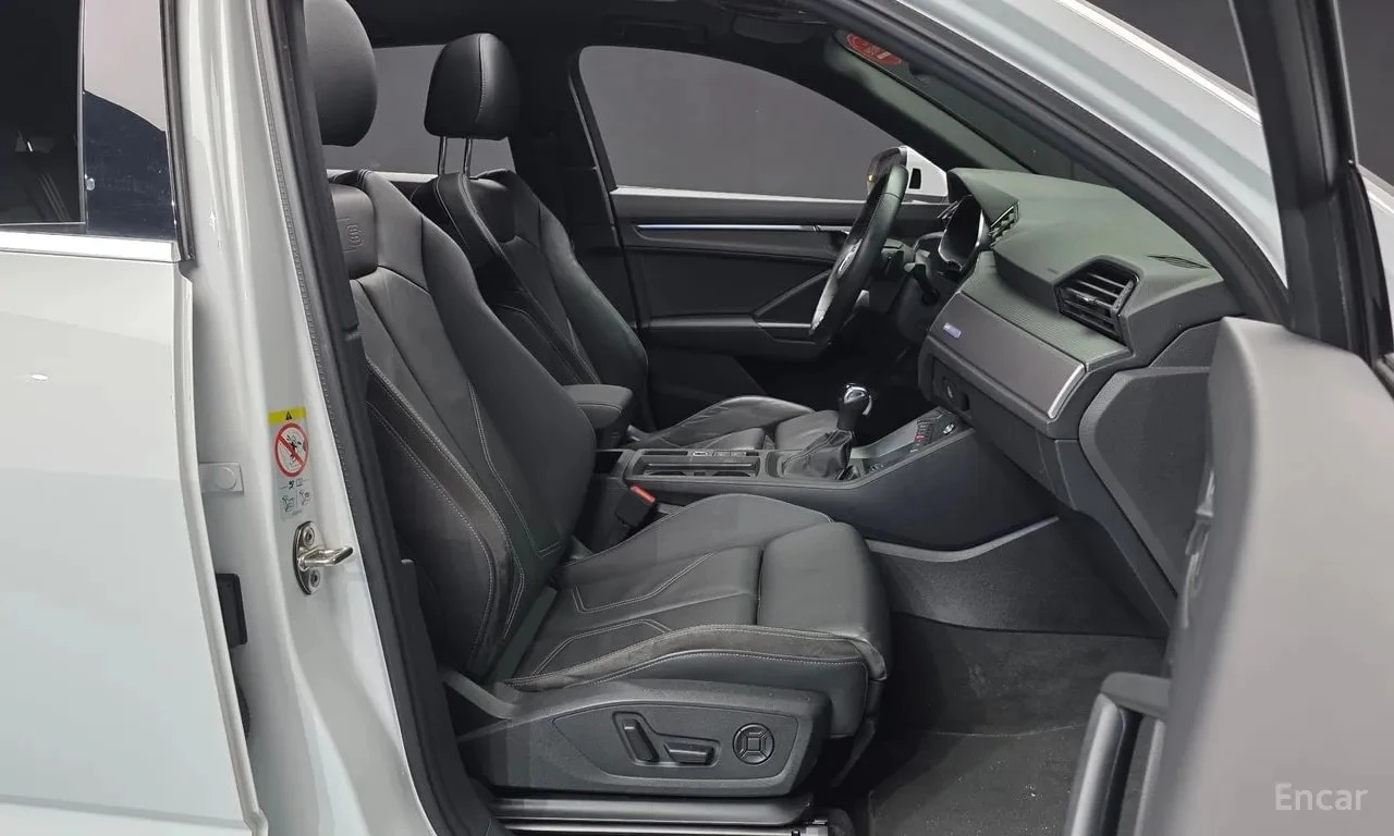 Audi Q3 * 35 TDI Premium Sportback * , снимка 11 - Автомобили и джипове - 56731388