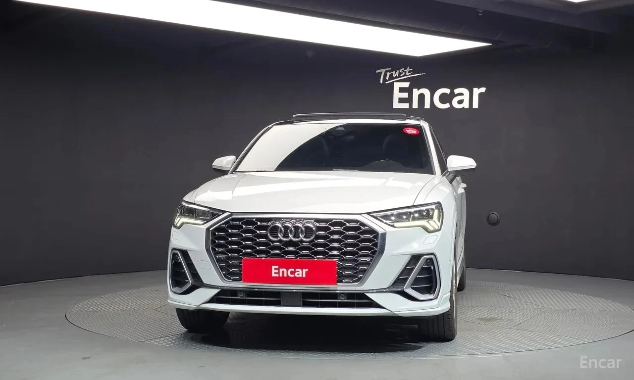 Audi Q3 * 35 TDI Premium Sportback * , снимка 3 - Автомобили и джипове - 56731388
