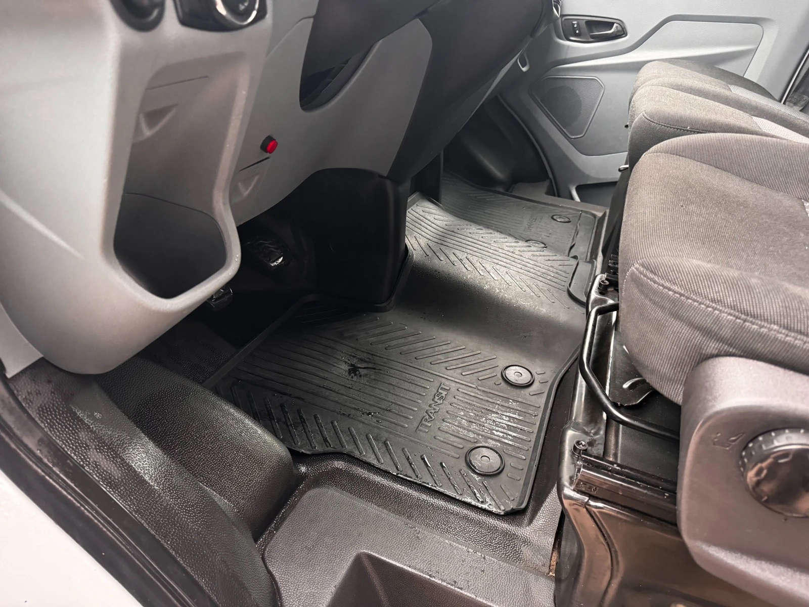 Ford Transit 2.0TDCI  +    Euro 6  | Mobile.bg   14