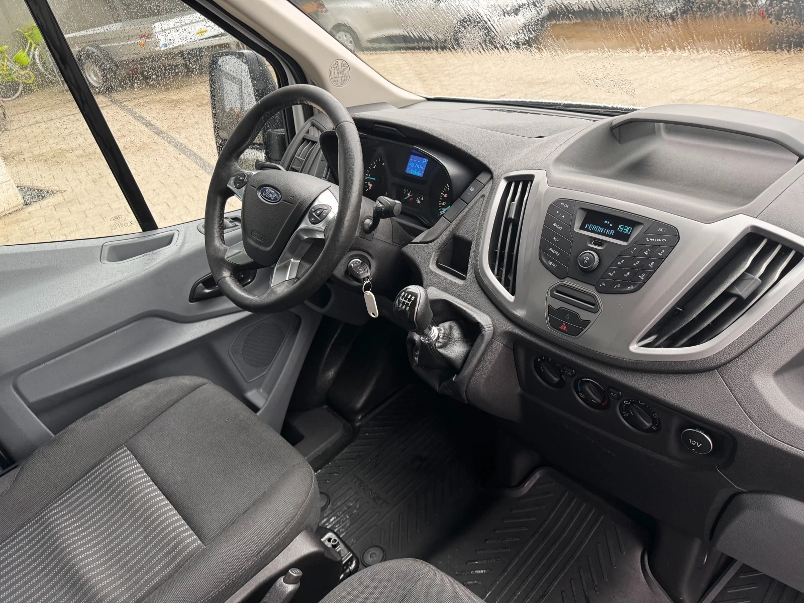 Ford Transit 2.0TDCI Щори + Падащ борд Клима Euro 6  - изображение 10