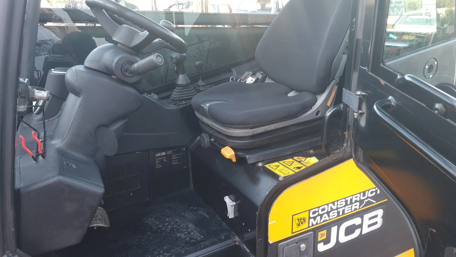 Телескопични товарачи JCB TLT35D 4X4 , снимка 5 - Индустриална техника - 54616038