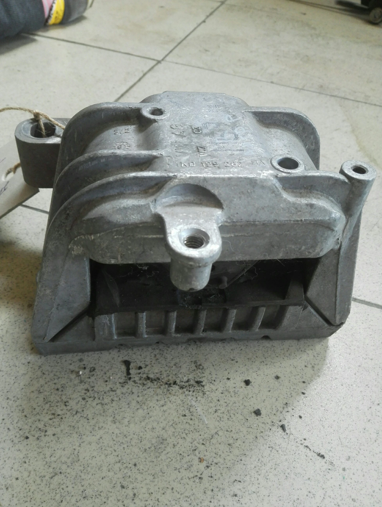     5 1.9 44 | Mobile.bg   1