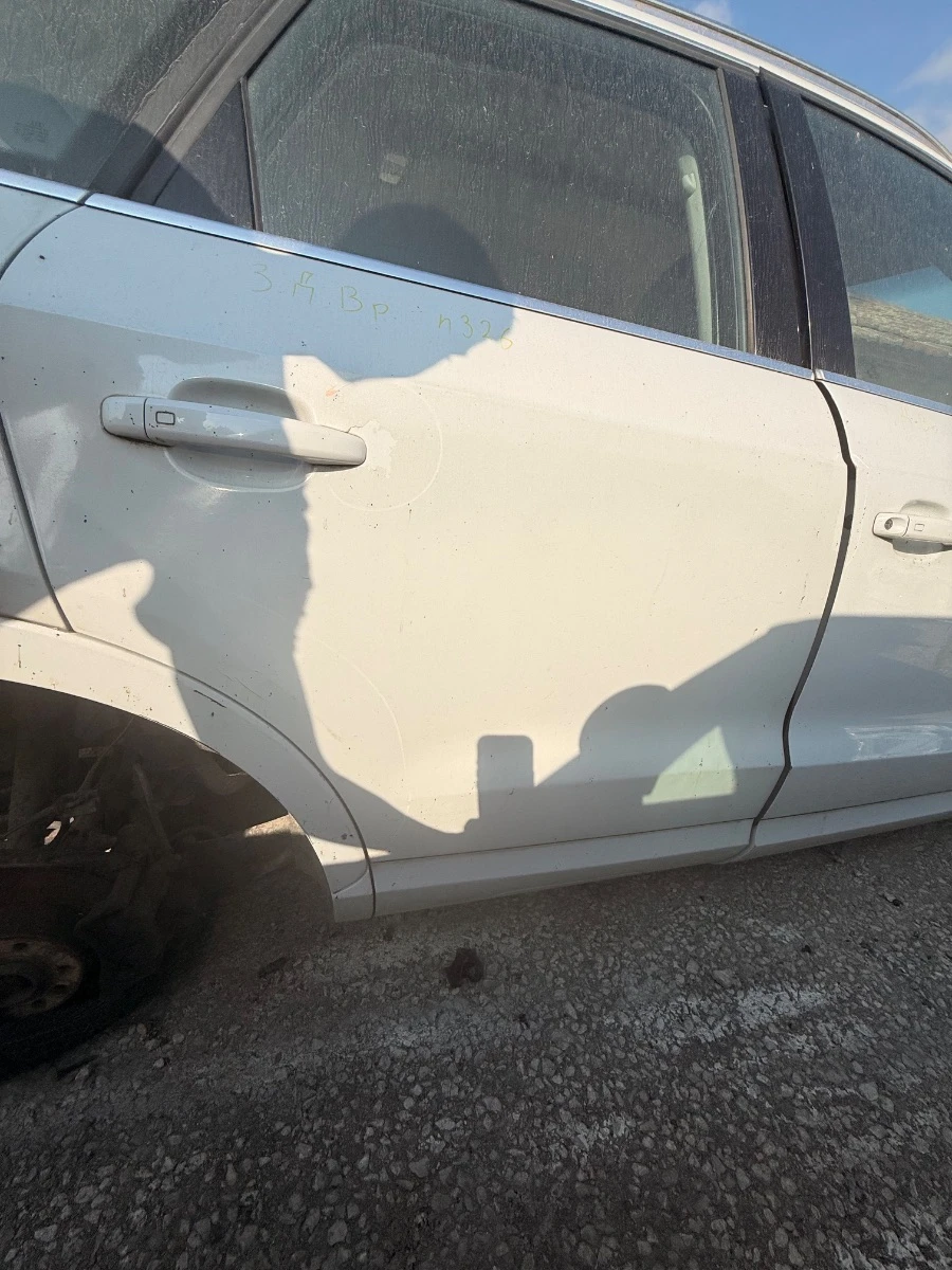 Задна дясна врата за Ауди Audi Q3 LS9R ном326 1628-1628