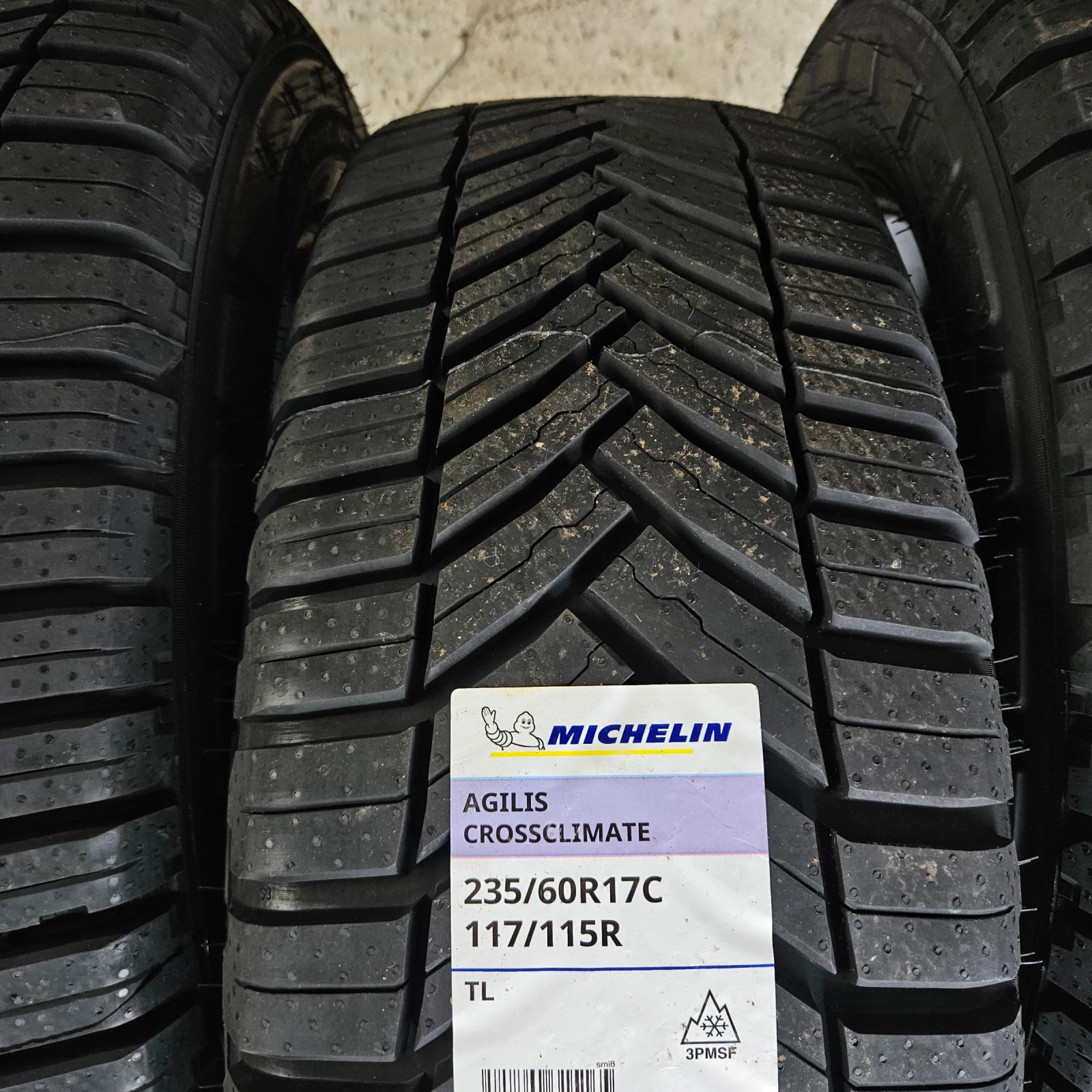 ���� 235/60R17 | Mobile.bg � ����������� 6