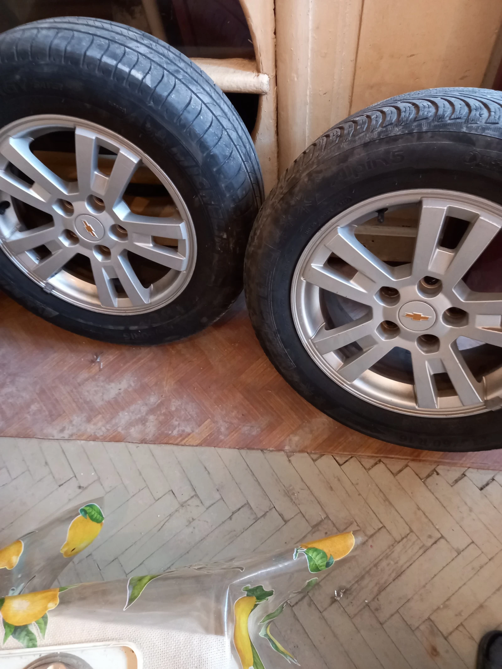 Гуми с джанти Bridgestone 165/65R17, снимка 4 - Гуми и джанти - 54729155
