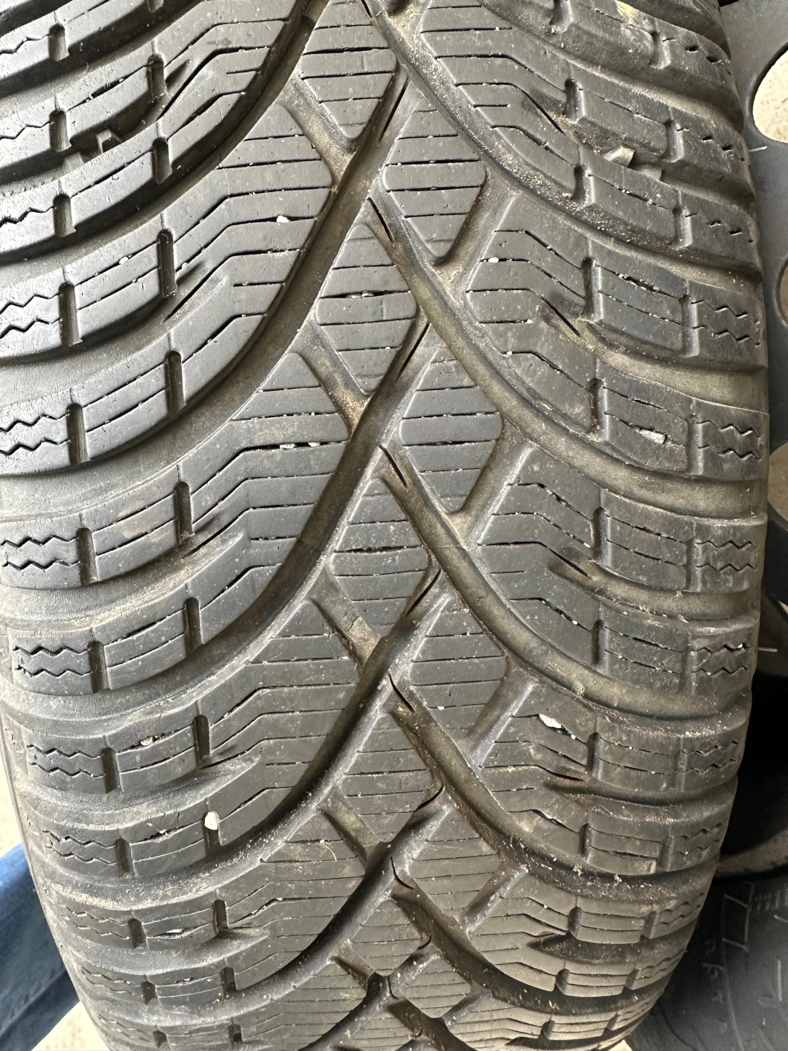 ���� � ������ 195/65R15 �� Renault Kangoo | Mobile.bg � ����������� 7