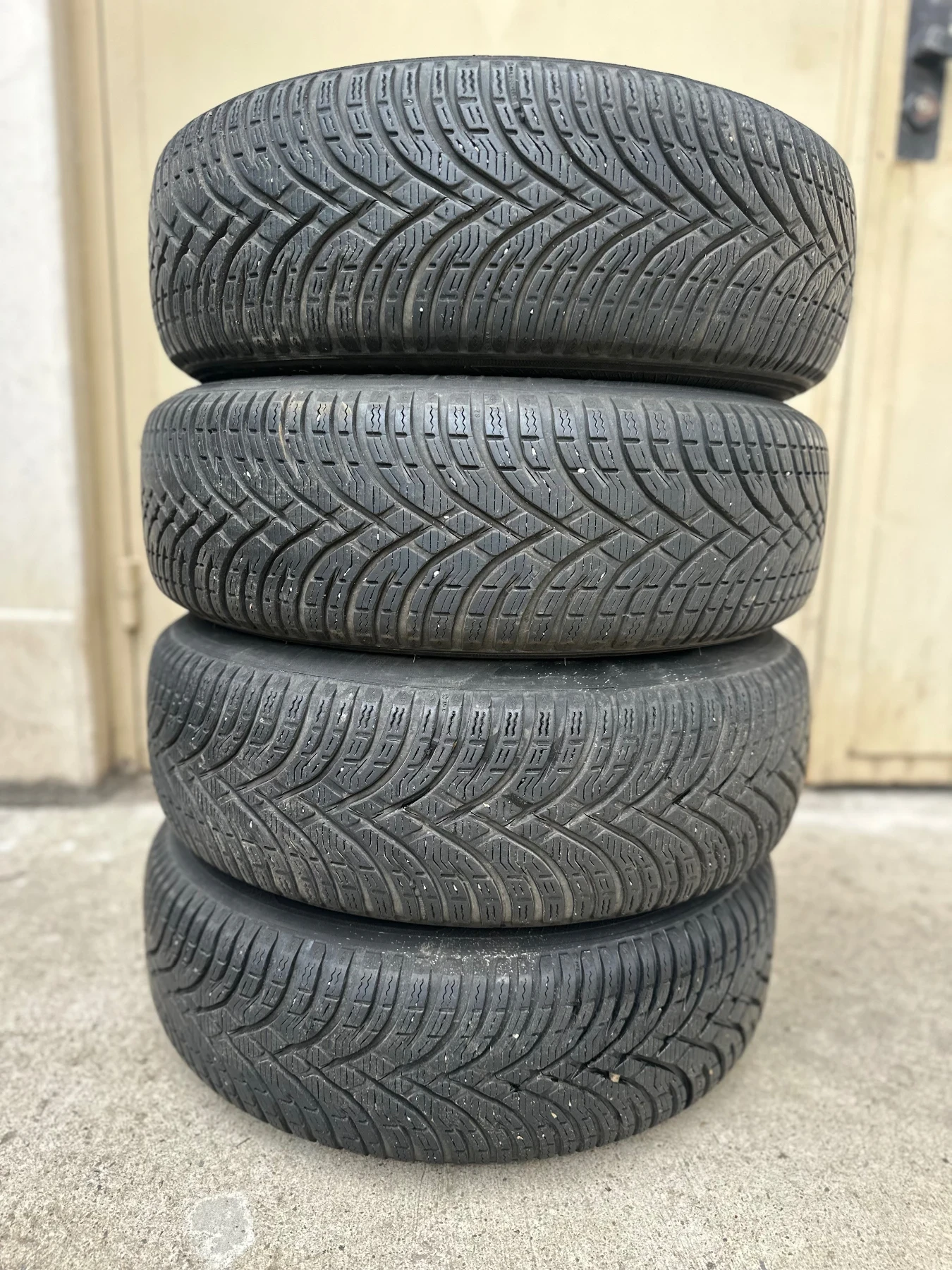 ���� � ������ 195/65R15 �� Renault Kangoo | Mobile.bg � ����������� 12