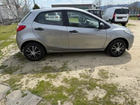 Mazda 2 1.3 бензин 90 хил. Км, снимка 5