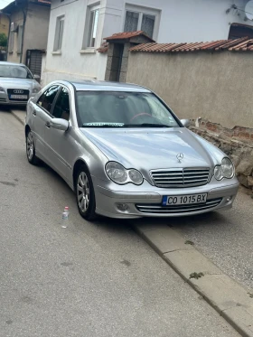 Mercedes-Benz C 220 В добро техническо състояние - изображение 1
