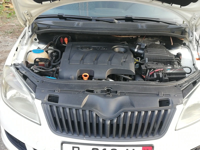 Skoda Praktik 1.6 TDI, снимка 13 - Автомобили и джипове - 47069477