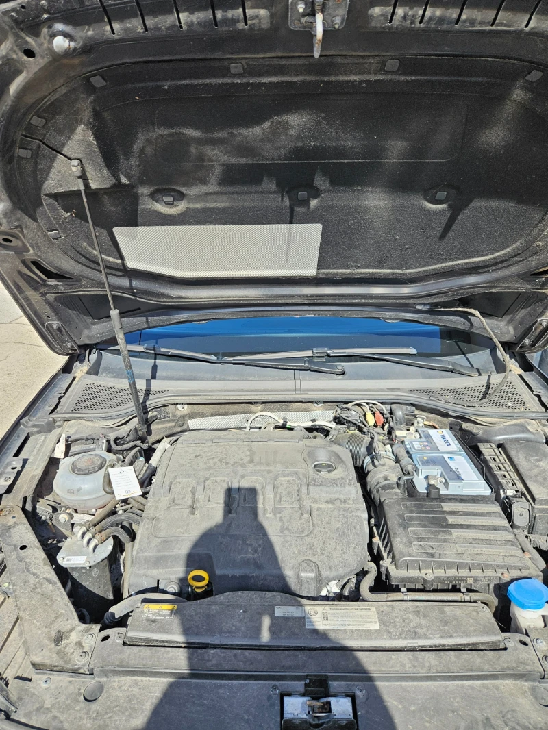 VW Passat VW Passat VW Passat 2.0 TDi FaceLift DSG като нова, снимка 13 - Автомобили и джипове - 49487150
