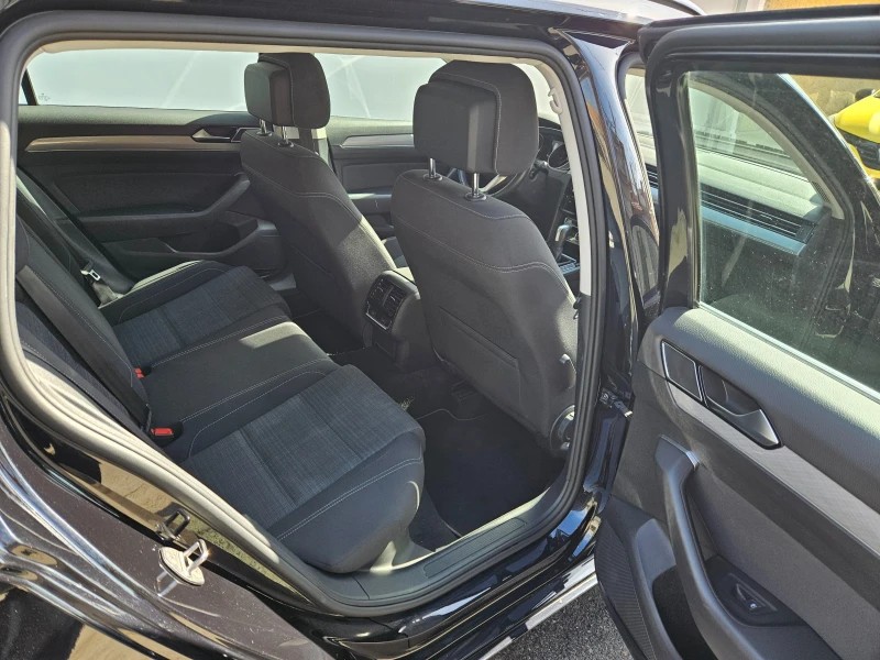 VW Passat VW Passat VW Passat 2.0 TDi FaceLift DSG като нова, снимка 17 - Автомобили и джипове - 49487150