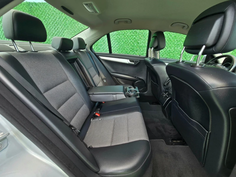 Mercedes-Benz C 250 AVANTGARDE* 204кс* 4Matic* 225000км, снимка 10 - Автомобили и джипове - 51008534