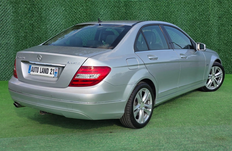 Mercedes-Benz C 250 AVANTGARDE* 204кс* 4Matic* 225000км, снимка 5 - Автомобили и джипове - 51008534