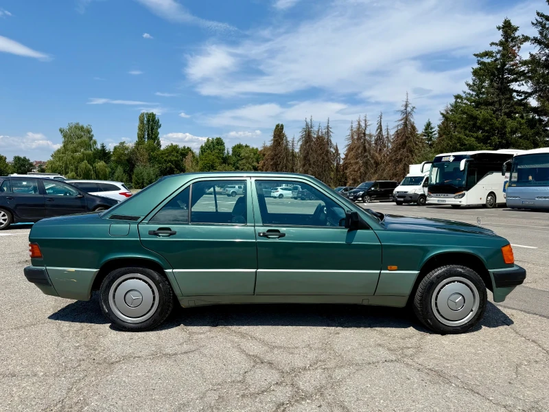 Mercedes-Benz 190 1.8 170000 км! Климатик., снимка 3 - Автомобили и джипове - 52811244
