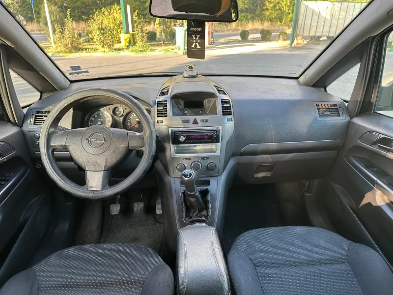 Opel Zafira 1.6 GAZ, снимка 5 - Автомобили и джипове - 51858730