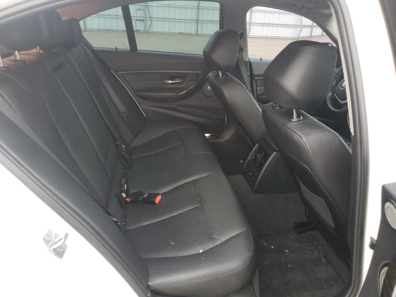 BMW 335 XI Keyless* Памет* Navi* Подгрев* , снимка 10 - Автомобили и джипове - 52548725