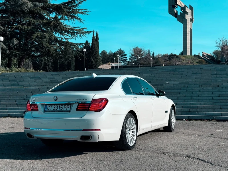 BMW 750, снимка 5 - Автомобили и джипове - 52642133
