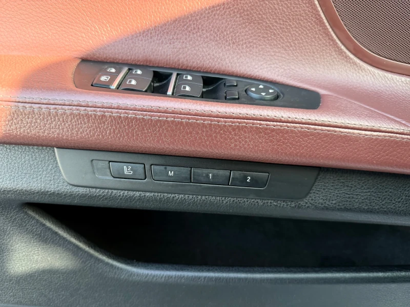 BMW 750, снимка 14 - Автомобили и джипове - 52642133