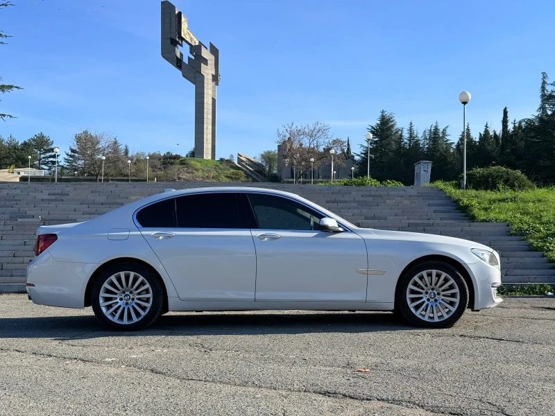 BMW 750, снимка 5 - Автомобили и джипове - 53094821