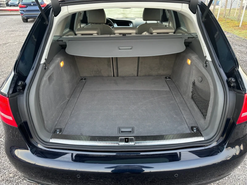 Audi A4 Автоматик навигация, снимка 7 - Автомобили и джипове - 52773798