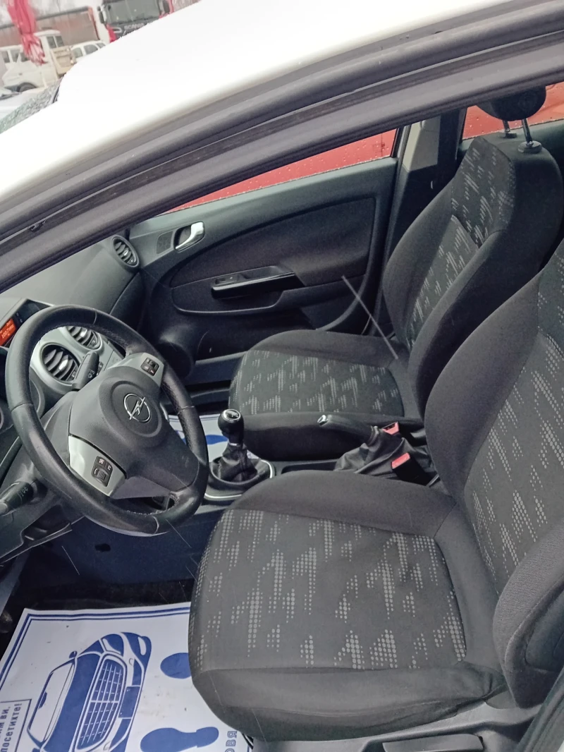 Opel Corsa Италия , снимка 9 - Автомобили и джипове - 53068684